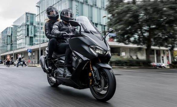 Yamaha TMax, scooter Imperator